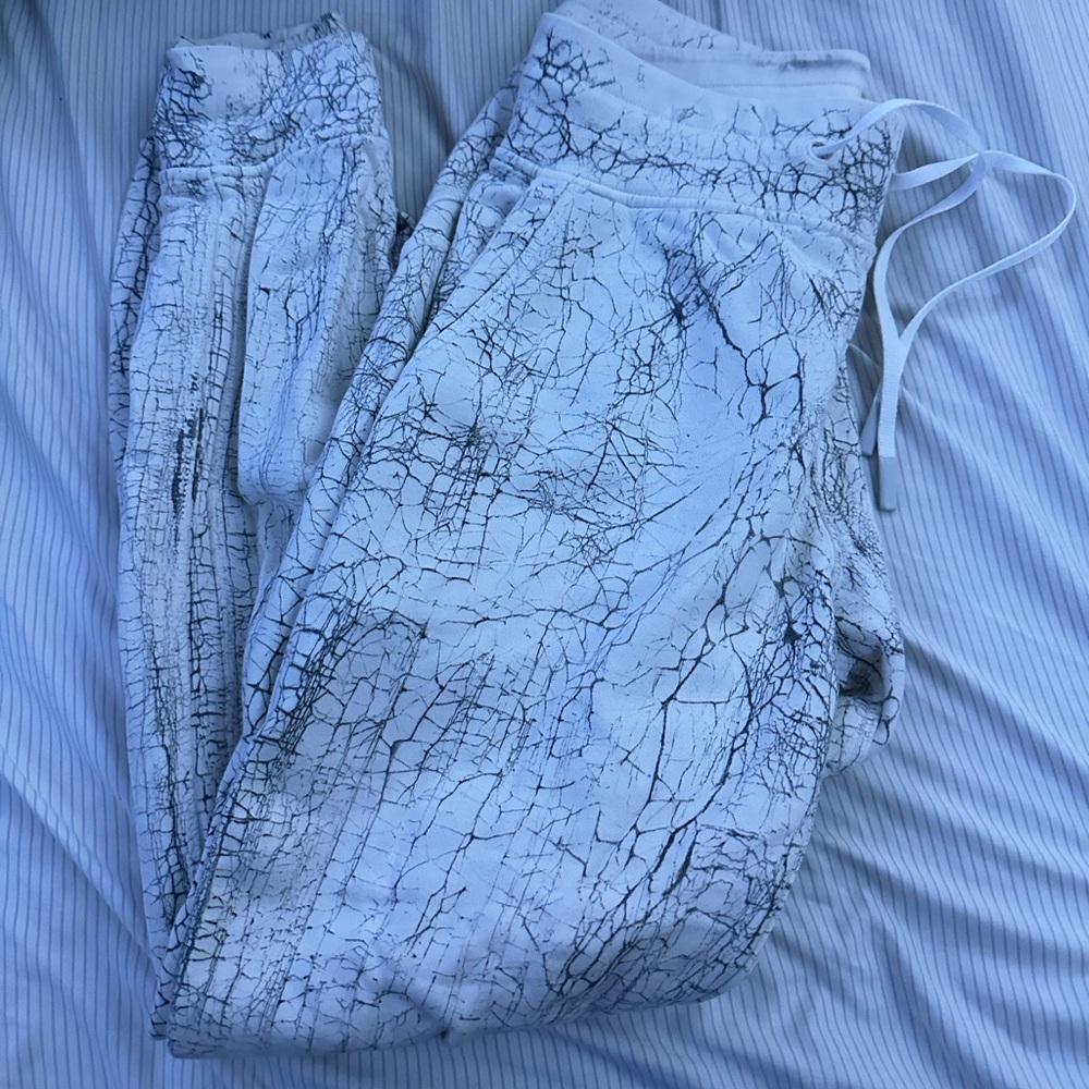 Lululemon Warm Up Joggers